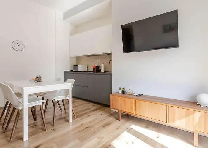 Appartamento Domusmt481 - Metro 300m - Colosseo 15min - Parcheggio Gratuito *